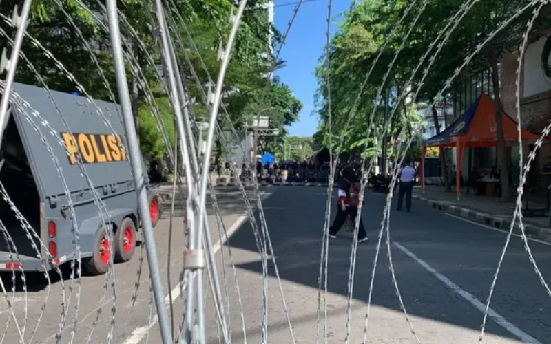 PA 212 soal Polisi Halangi Massa di Patung Kuda: Semoga Aparat Punya Hati Nurani