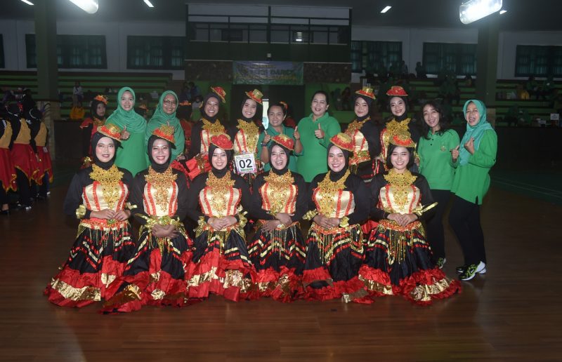 Lomba Kreasi Line Dance