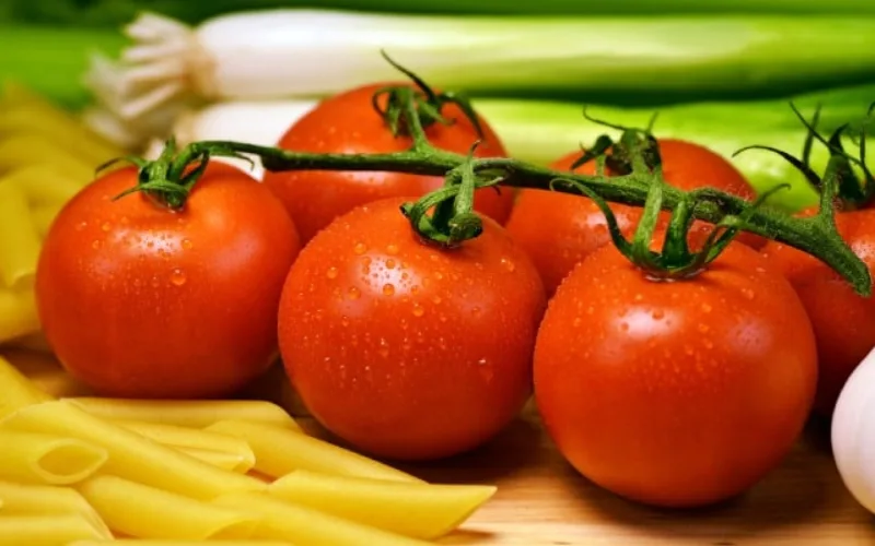 Manfaat Tomat Ceri untuk Kesehatan dan Cara Tepat Mengonsumsinya