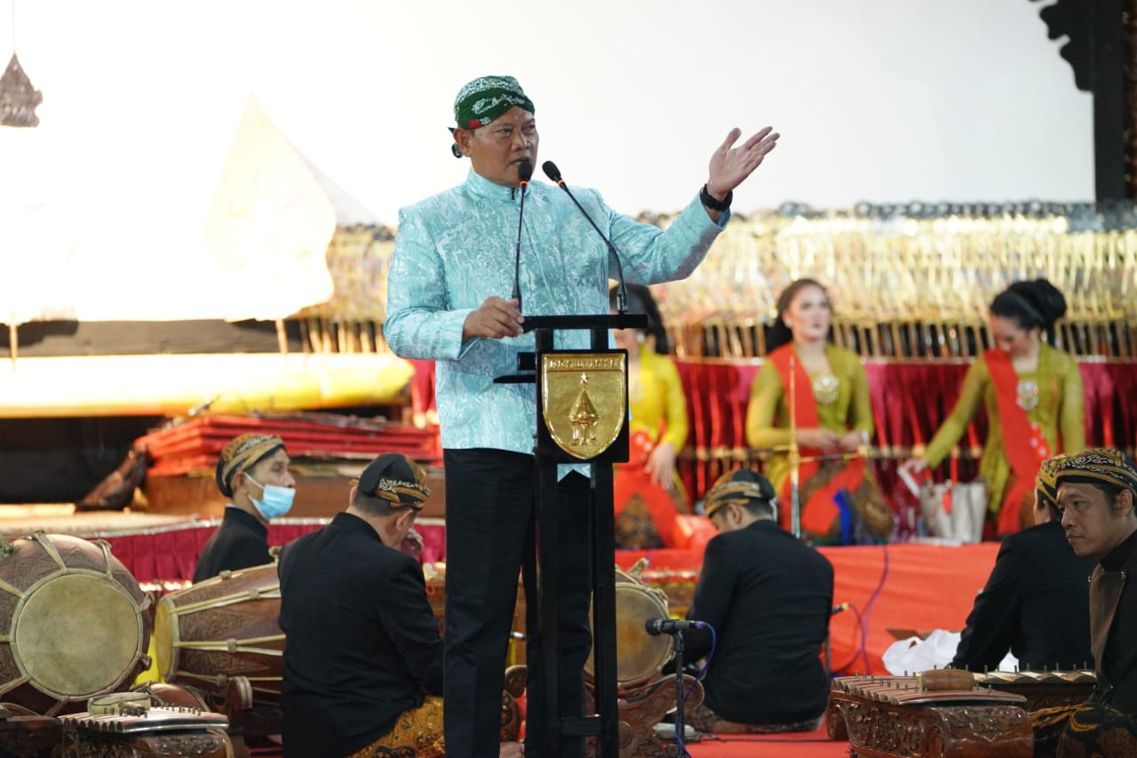 Laksamana Budayawan Gelar Wayang