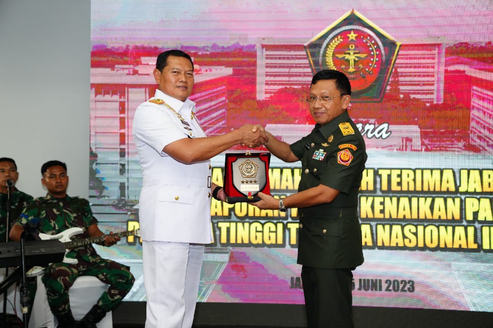 Panglima TNI : Bukan dwi fungsi tapi multifungsi