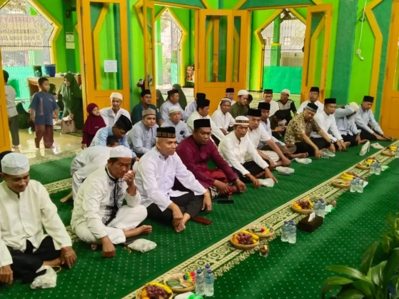 DKM Al-Muhajirin Perum TNI Puspa Raya Gelar Peringatan Isra’ Miraj