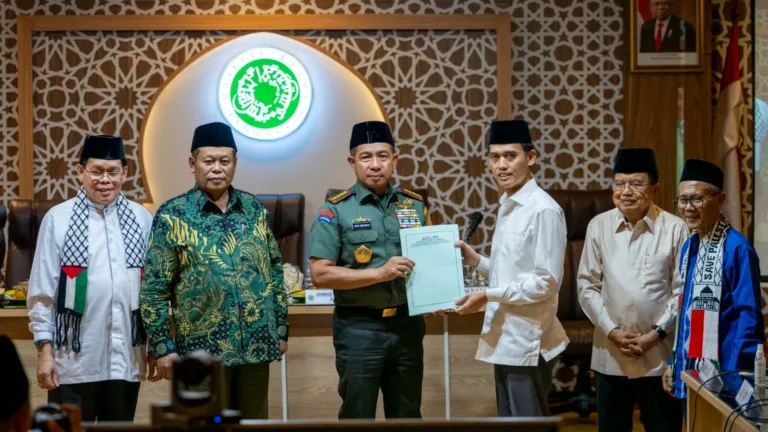 Panglima TNI Kunjungan ke MUI Bahas Masalah Keagamaan dan Palestina
