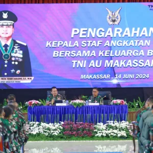 Kasau Berikan Pengarahan Kepada  Prajurit TNI AU Wilayah Makassar