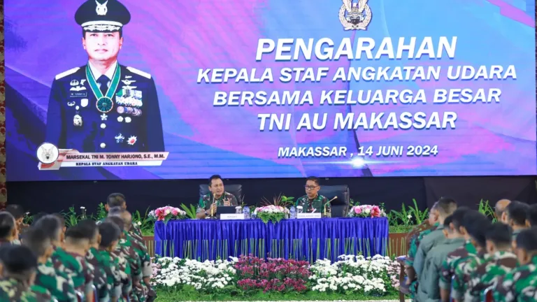 Kasau Berikan Pengarahan Kepada  Prajurit TNI AU Wilayah Makassar
