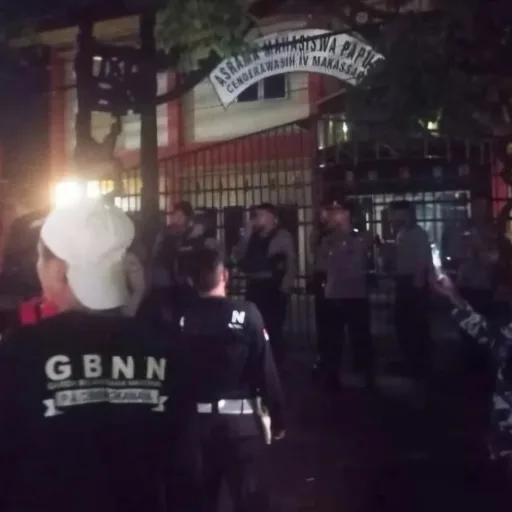 GBNN Kepung Asrama Mahasiswa Papua, Lokasi Berkibar Bendera Bintang Kejora