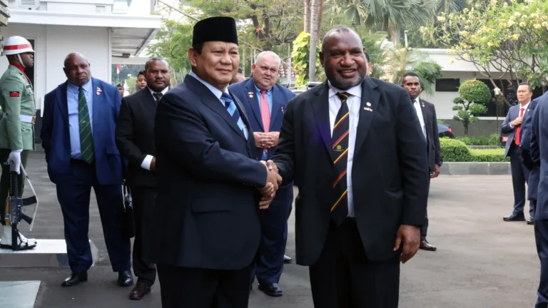 Menhan Prabowo Terima Kunjungan PM Papua Nugini