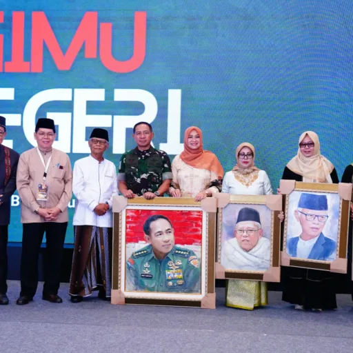 Panglima TNI Hadiri Pembukaan Pameran Lukisan “Bagimu Negeri”