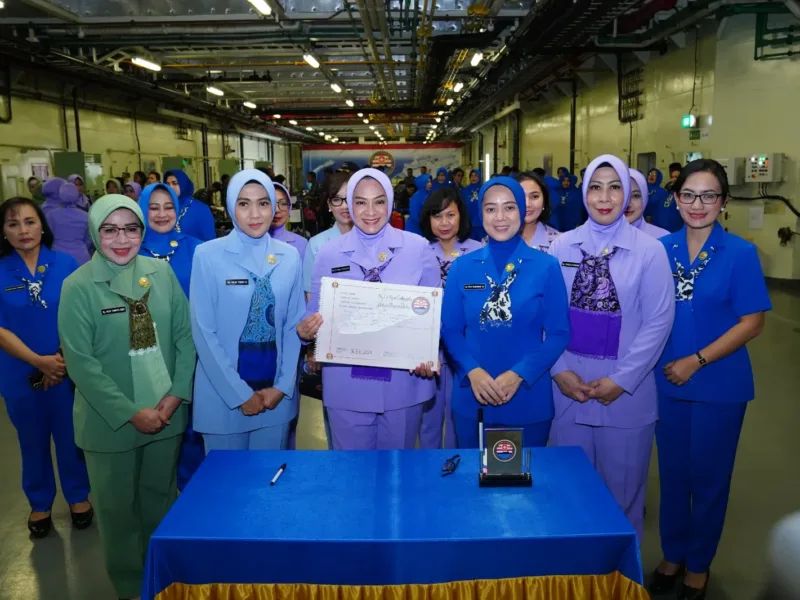 Ketua Umum Dharma Pertiwi Gelar Bakti Sosial Dalam Rangka HUT ke-60