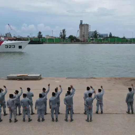 Bakamla RI Lepas KN. Pulau Dana-323 untuk Muhibah ke Vietnam dan Singapura