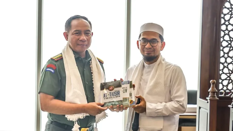 Panglima TNI Kunjungi Pondok Pesantren MIRA Institute di Pandeglang Banten
