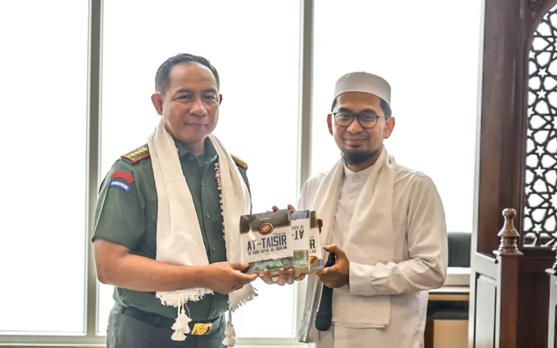 Panglima TNI Kunjungi Pondok Pesantren MIRA Institute di Pandeglang Banten