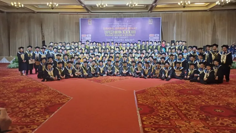 STMA Trisakti Gelar Senat Terbuka, Wisuda 138 Mahasiswa Angkatan XXXIII