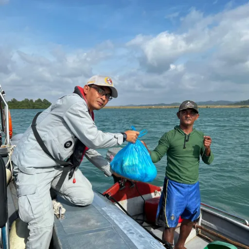 Lanud Sultan Hasanuddin Gerak Cepat Bantu Korban Banjir di Maros