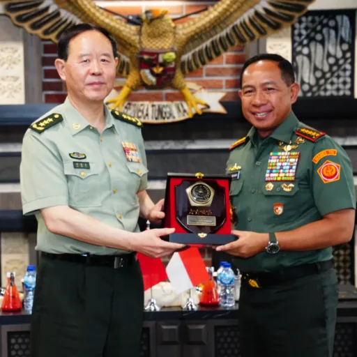 Kunjungan Kehormatan Kepala Staf Gabungan AB Republik Rakyat Tiongkok