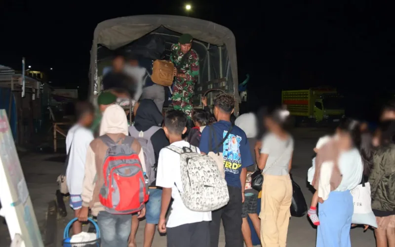 Aksi Sigap Subsatgas Penyelundupan TNI, Amankan 57 Pekerja Migran Ilegal di Nunukan