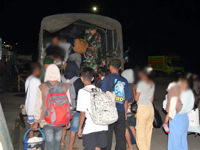 Aksi Sigap Subsatgas Penyelundupan TNI, Amankan 57 Pekerja Migran Ilegal di Nunukan