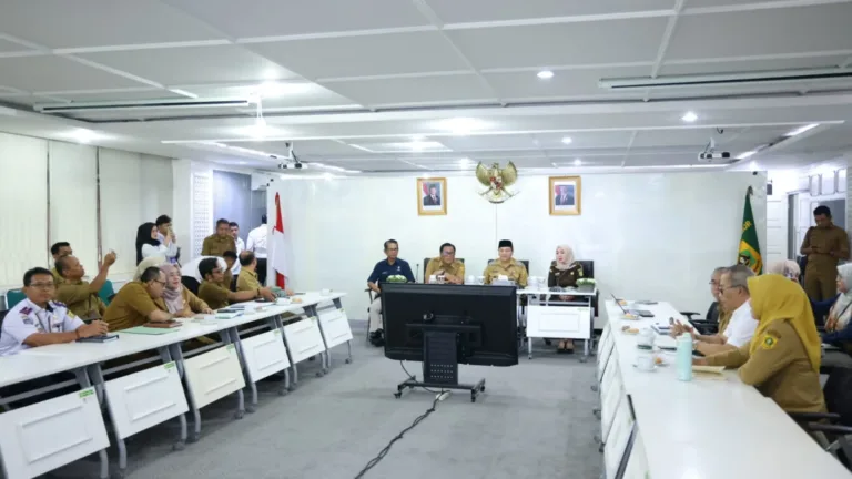 Pj. Bupati Bogor Pimpin Rapat Pengendalian Inflasi