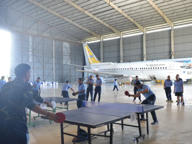 Jelang Peringatan HUT TNI AU Ke-79, Personel Lanud Sultan Hasanuddin Mengikuti Pertandingan Olahraga Antar Satuan