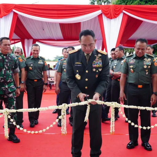 Panglima TNI Resmikan Masjid Al-Mu’min di Jatikarya Bekasi