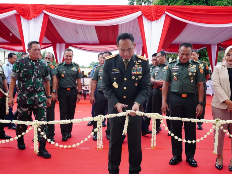 Panglima TNI Resmikan Masjid Al-Mu’min di Jatikarya Bekasi