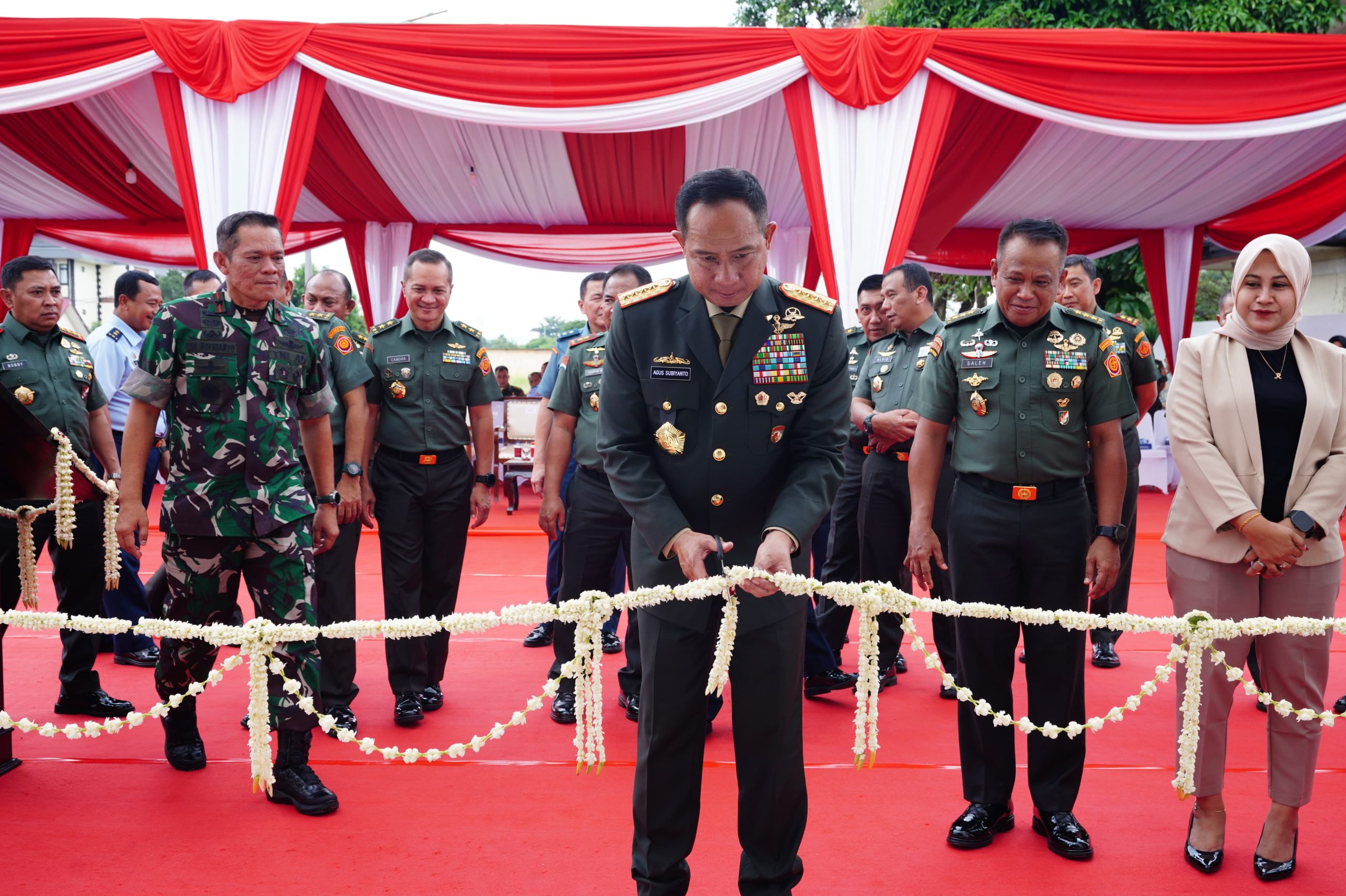 panglima tni resmikan masjid