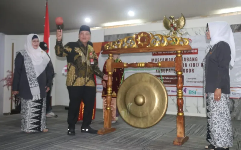 Pj. Bupati Bogor Apresiasi Peran Bidan dalam Peningkatan Kesehatan Masyarakat