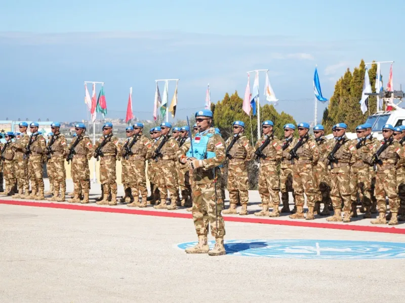 Membanggakan, Satgas Kontingen Garuda TNI UNIFIL Terima Dua Medali Perdamaian