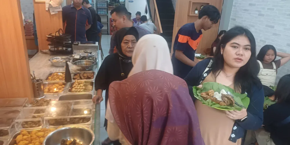 Kuliner Khas Cirebon Diburu Pemudik di Libur Idul Fitri  2025