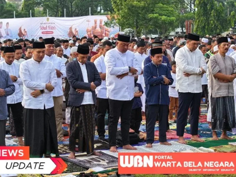 Bupati Bogor Rudy Susmanto dan Wabup Jaro Ade Laksanakan Shalat Idul Fitri