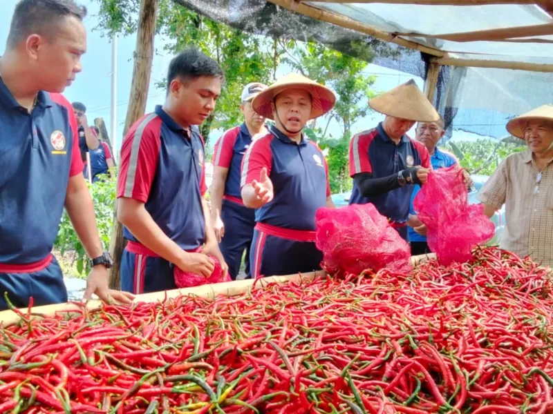 Kepala Zona Bakamla Tengah Pimpin Panen