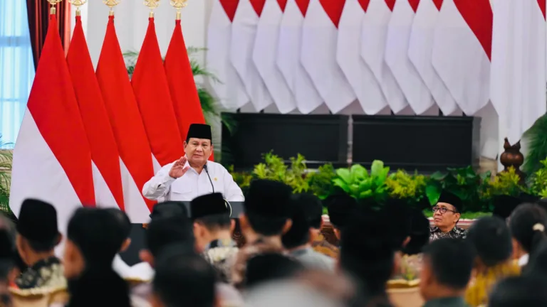 Presiden RI Serahkan Zakat untuk Kesejahteraan Umat