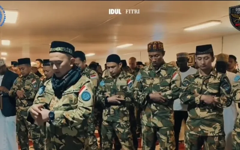 Satgas TNI Konga UNIFIL Kumandangkan Gema Takbir