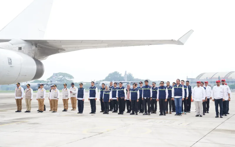 Panglima TNI Dampingi Menlu RI Lepas Bantuan Kemanusiaan Untuk Myanmar 