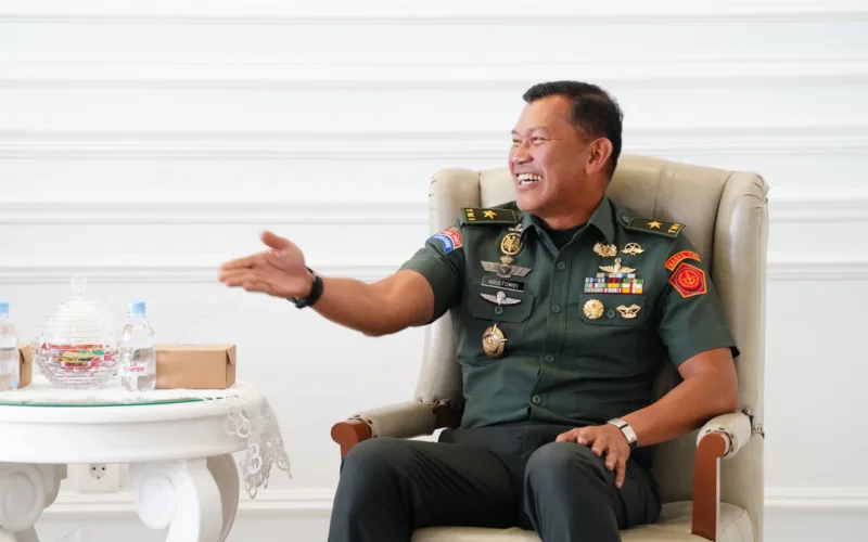 Rotasi Jabatan Pati TNI: Letjen Kunto Tetap di Pangkogabwilhan I