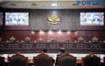 MK Putuskan Pendidikan Dasar 9 Tahun Gratis