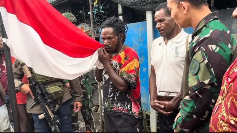 Minanggeng Murib Bersumpah Setia pada NKRI, Tinggalkan OPM