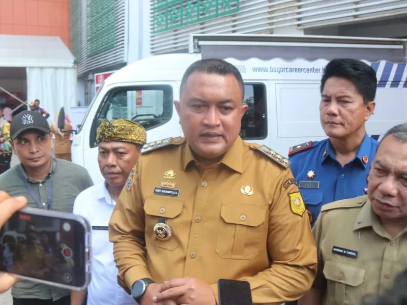 Rudy Susmanto Pantau Langsung Job Fair HJB ke-543 di Cibinong