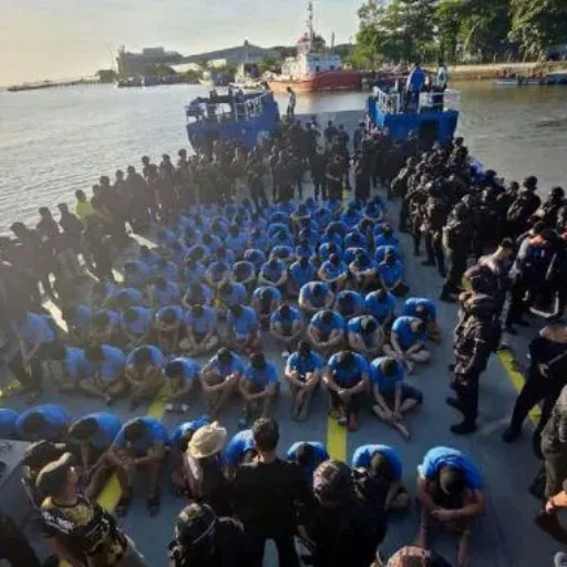 100 Napi Beresiko Tinggi dan Kerap Berulah,  Dipindahkan ke Nusakambangan