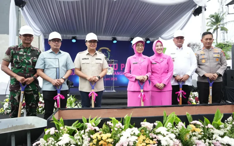 Bupati Bogor Peletakan Batu Pertama Pembangunan Gedung Bhayangkari Kab. Bogor