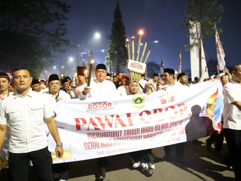 Pawai Obor Tutup HJB ke-543 Bersama Bupati Rudy Susmanto
