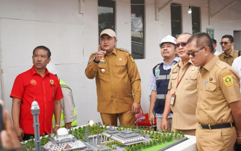 Rudy Susmanto Tinjau Pembangunan Masjid Raya Bogor