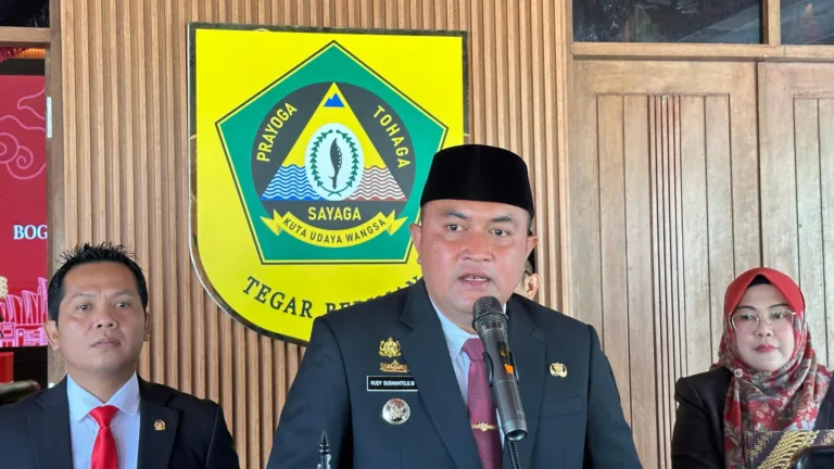 Rotasi 53 Pejabat Pemkab Bogor oleh Bupati Rudy Susmanto