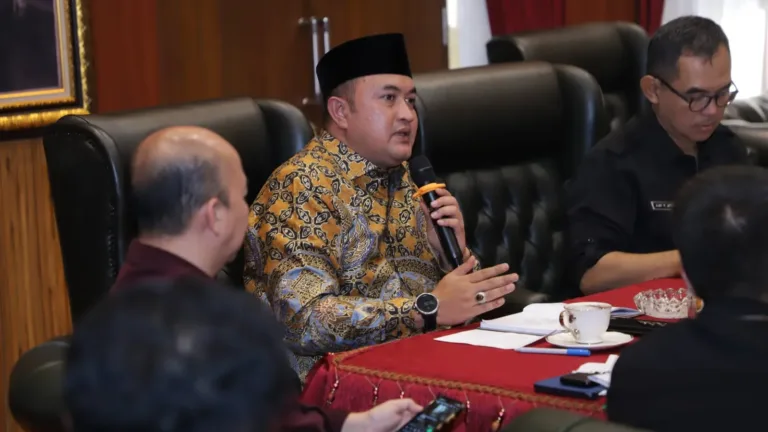 Penataan Kawasan Puncak, Rudy Susmanto Mulai Aksi Serentak