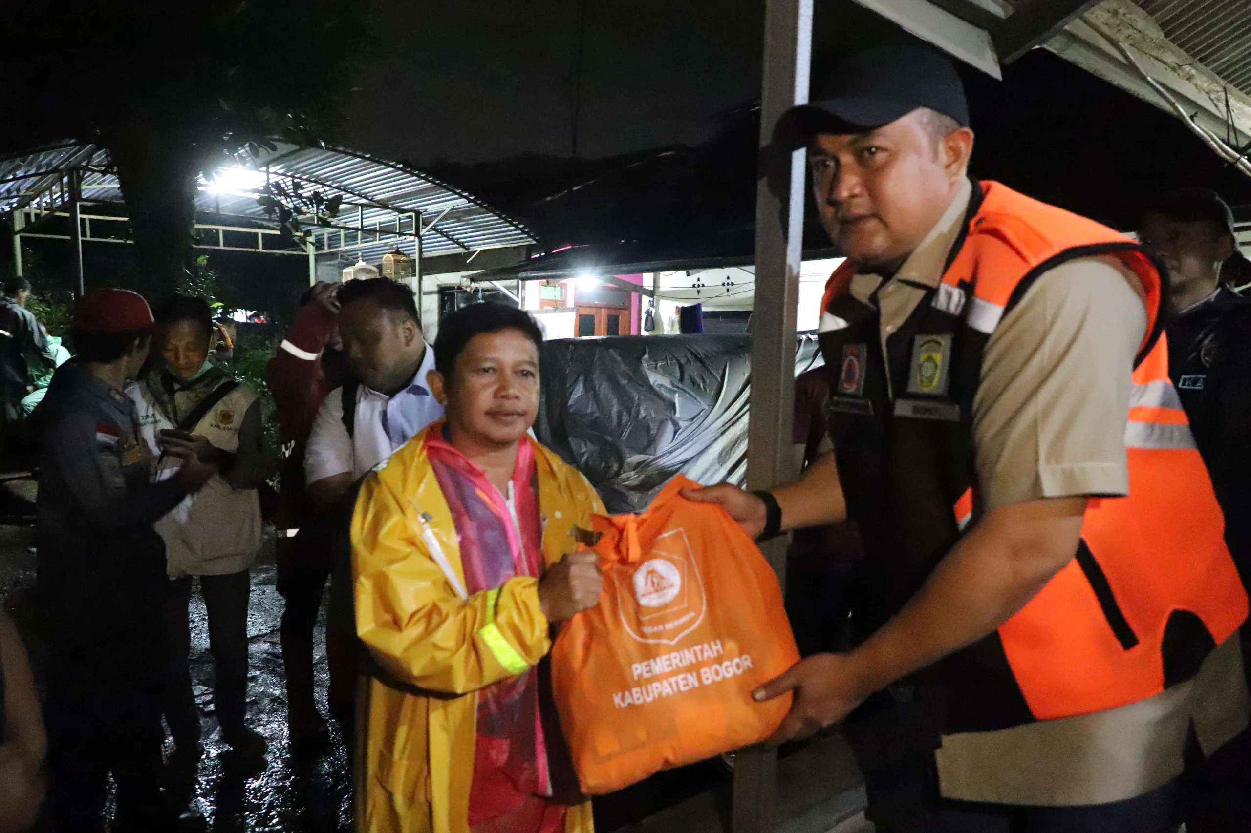 Bupati Bogor Rudy Susmanto Tangani Bencana Banjir dan Longsor
