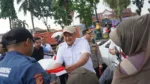 Bupati Bogor Bagikan Bendera Merah Putih Sambut HUT RI ke-80