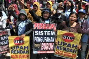 Demo Buruh 28 Agustus 2025, Ribuan Pekerja Tuntut Hapus Outsourcing dan Tolak Upah Murah