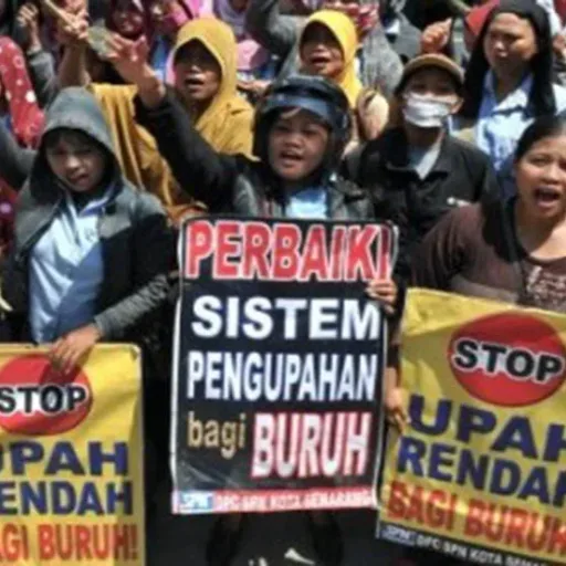 Demo Buruh 28 Agustus 2025, Ribuan Pekerja Tuntut Hapus Outsourcing dan Tolak Upah Murah