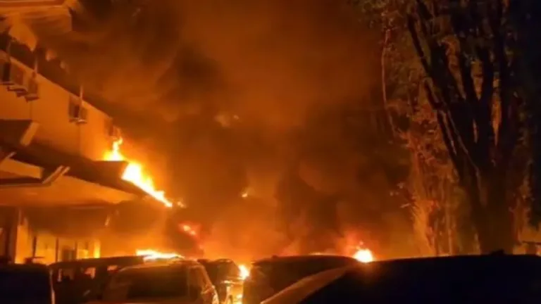 Kericuhan Pembakaran DPRD Makassar 3 Tewas