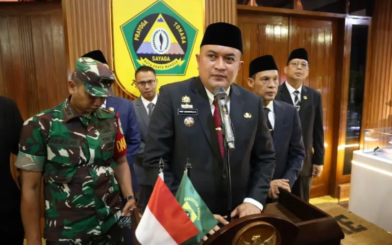 Bupati Bogor Lantik 7 Pejabat Eselon II Jelang HUT RI ke-80